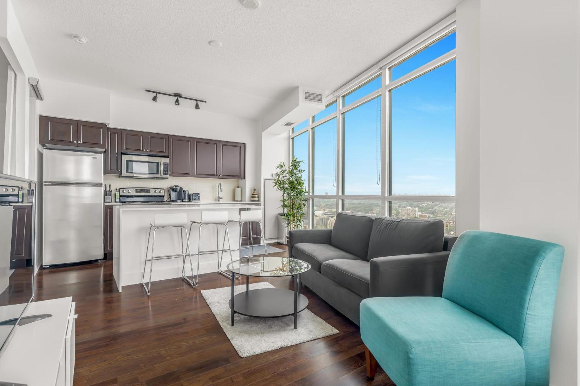 2 Bedroom Waterfront Condo Downtown W/ Free Parking Торонто Экстерьер фото